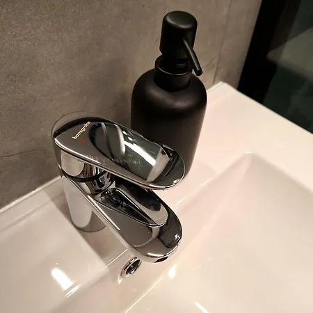 Nadmorski I Kawalerka レバ